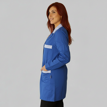 Carica l'immagine nel visualizzatore di Gallery, camice da lavoro,casacca donna corto ml "blu royal" con profilo cod: 6923