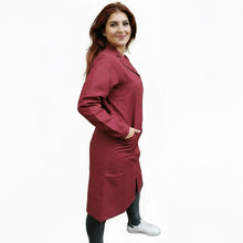 Carica l&#39;immagine nel visualizzatore di Gallery, Camice da lavoro donna, classico misto cotone &quot;bordeaux&quot; cod: 100520
