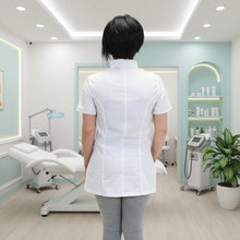 Carica l&#39;immagine nel visualizzatore di Gallery, Casacca da lavoro,camice slim bianco &quot;mod londinese&quot; COD: 7050
