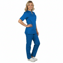 Carica l'immagine nel visualizzatore di Gallery, Divisa da lavoro donna, scollo "cuore" blu cod: 83851
