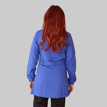 Carica l&#39;immagine nel visualizzatore di Gallery, camice da lavoro,casacca donna corto ml &quot;blu royal&quot; con profilo cod: 6923
