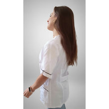 Carica l&#39;immagine nel visualizzatore di Gallery, Camice da lavoro,casacca zip donna, bianco con profilo mod. &quot;rosaria&quot; COD: 7203
