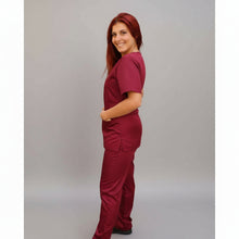 Carica l&#39;immagine nel visualizzatore di Gallery, Divisa zip donna bordeaux cod: 8361
