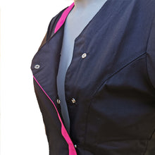 Cargar imagen en el visor de la galería, Camice,casacca da lavoro donna mod beauty, Nero inserto fuchsia Cod: 290720
