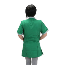 Carica l&#39;immagine nel visualizzatore di Gallery, Camice da lavoro donna, casacca verde con profilo MM cod: 7708
