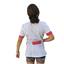 Carica l&#39;immagine nel visualizzatore di Gallery, camice,casacca da lavoro donna,mod. beauty bianco inserto fuchsia Cod:290725
