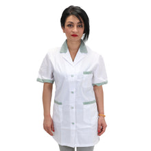 Carica l&#39;immagine nel visualizzatore di Gallery, camice da lavoro,casacca donna bianco profilo verde MM corto cod: 7241
